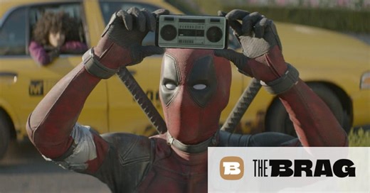 Deadpool creator says Deathstroke comparisons are BS, Twitter roasts him