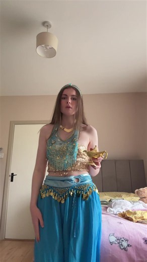 Princess Jasmine Halloween Costume: So Handsome You'll Forget!
