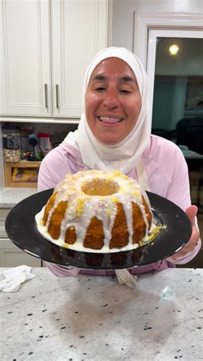 Lemon Bundt Cake Ingredients • 4 eggs • 1 cup water • ½ cup oil • 1 box instant lemon pudding • 1 box lemon cake mix Instructions 1. Preheat oven to 350°F. 2. In a large bowl, add the eggs and mix well. 3. Add water, oil, lemon pudding mix, and lemon cake mix. 4. Mix for about 2 minutes until the batter is smooth and lump-free. 5. Spray a Bundt pan generously with nonstick spray. 6. Pour the batter into the pan and smooth the top. 7. Bake for 30–35 minutes, or until a toothpick inserted in the c
