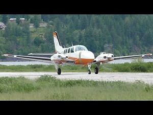 Beechcraft 58 Baron Takeoff
