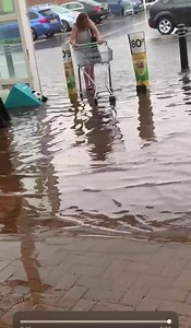 10K views · 34 reactions | Today’s storm has caused more flooding in Brighton Hill | Basingstoke Gazette | Facebook