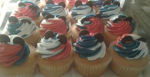 4th Of July Cupcakes At Main Street Confectionery | Chip and Company