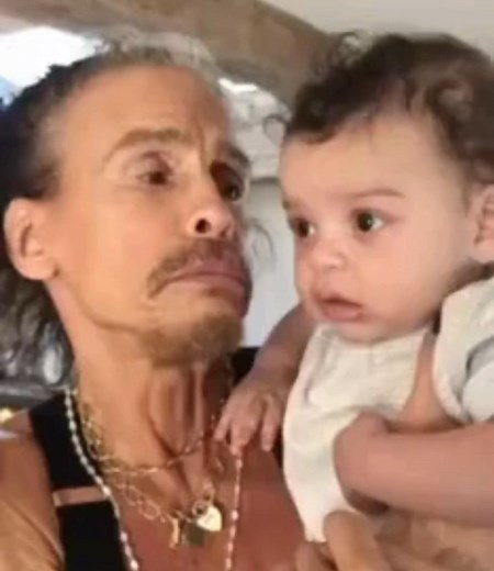4.1K views · 536 reactions | Steven Tyler Cute Boy I love kids all over the world  #steventyler | US Sound Review | Facebook