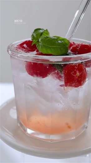 How to Drink in the Summer🌿 Making Homemade Tomato Basil Syrup