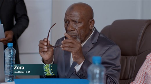 Kumbe Juma ni kijana wa Katanga...Mama Mwamvita haelewi kabisa mambo ya binti yake kuwa pembeni ya utajiri wa mume wake. Zora kawaonesha akili kubwa akishirikiana na Sanga. Usikose kutazama #ZoraSeries ndani ya #SinemaZetuHD pekee. | AzamTV Burudani