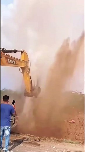 Bursting process of high-pressure water pipes