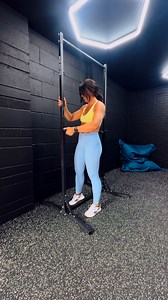 This little setup makes strict pull-ups possible in even the tiniest of spaces 🤝 | Bulldog Gear