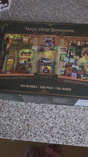 Magical Herb Book Nook, another really enjoyable build, battery operated LED lights came with the set, took about 5 hours build time #bricks #relax #fyp #AFOL #magic