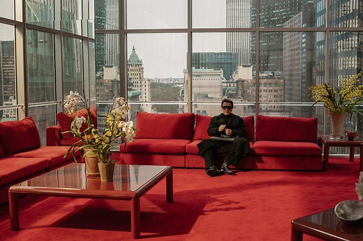 How Halston Created 1970s New York On Screen