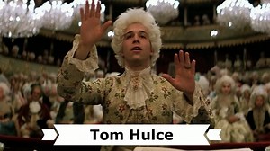 Heute ist der 70. Geburtstag des US-amerikanischen Schauspielers und Theater- sowie Filmproduzenten Tom Hulce (eigentlich Thomas Edward Hulce). Lieber Tom, wir gratulieren Dir recht herzlich zum Geburtstag und wünschen Dir für Dein neues Lebensjahr alles Gute. ❤ Tom Hulce arbeitete zunächst am Broadway. Populär wurde er durch seine Rolle als Mozart in Miloš Formans Film "Amadeus". Hierfür erhielt er eine Nominierung für den Oscar in der Kategorie Bester Hauptdarsteller, musste sich allerdings F.