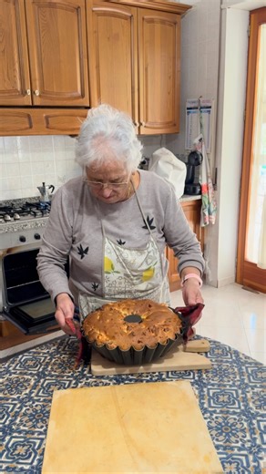 Antonino Di Gregorio on Instagram: "Un babà rustico"