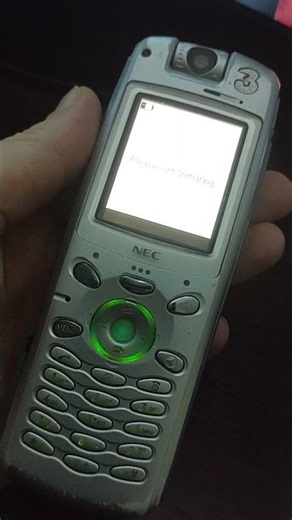 NEC C313 E313 3 three.co.uk UMTS 3G