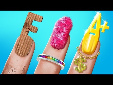 ESTUDIANTES POBRES vs. RICOS vs. GIGARICOS | Me ADOPTÓ la familia RICA del director por La La Amigos