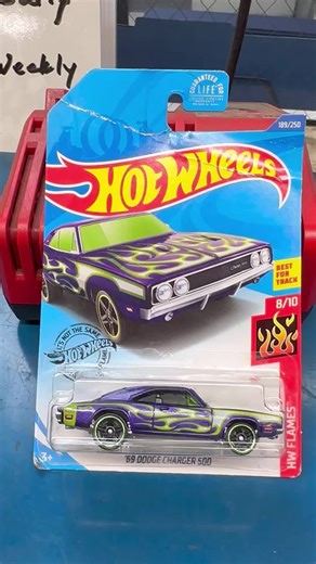 Today I got to set free this Hot Wheels 1969 Dodge charger Daytona 500. This one was number eight of 10 from 2021 Hot Wheels flames set. Let’s check it out! #setthemfreehw #hotwheelscollector #hotwheelscollections #hotwheels #dodge #dodgecharger #dodgecharger500 #mopar