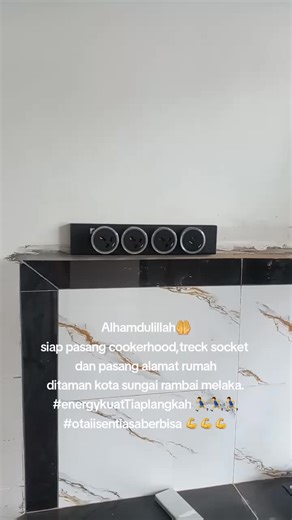 Installing Cooker Hood and Socket in Melaka Home