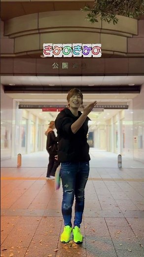 [Sign Language Song] Rainbow / Children's Song Fukuoka Tenjin Station Street Live ver. #SignLangu...