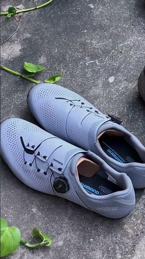 XC302 shoes