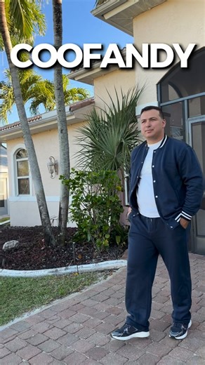 Eda Akcan Bektaşoğlu on Instagram: "Effortless style, all day comfort 🤍 This Coofandy set is one of those outfits he keeps reaching for — clean, comfortable, and easy to style. Perfect for daily wear, casual plans, or even a sporty look. The fit, the details, everything just works. Use my code EDA20 for 20% off Link in bio ✨ @coofandyofficial #coofandy #COOFANDYWishlist #COOFANDYstyle #ValentinesGiftGuide #ForHimGift #BoyfriendGiftIdeas #HusbandGift #MensValentinesLook #DateNightOutfits"