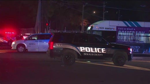 MARTA says crash involving bus left 1 dead, 3 hurt in DeKalb Co. on Christmas Eve