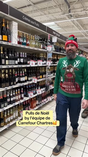 🎄Journée du pull de Noël chez Carrefour Chartres🎄 À l’occasion de la Journée du pull de Noël, l’équipe de Carrefour Chartres a ressorti ses plus beaux pulls pour partager un moment de convivialité et de bonne humeur. Une belle façon de célébrer l’esprit de Noël 🎅 , de renforcer la cohésion d’équipe et de rappeler que le plaisir de travailler ensemble fait aussi partie de notre quotidien. Merci à équipe pour leur participation et leur énergie communicative La suite lundi 🤗🤗🤗🥰 #CarrefourCha