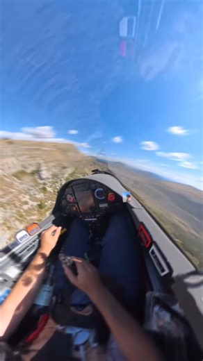 Stefan Langer on Instagram: "Final glides @cnvp_saint_auban are different. Tomorrow is the first competition day of @fai.sgp.aero 🏁 #racing #gliding #aviation"