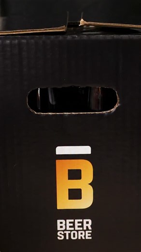 Golf In Ontario on Instagram: "Golf and Beer is a natural connection we all know and love. The Holidays are here and we are celebrating with an amazing giveaway from Golf in Ontario and The Beer Store. How to enter: 1) Like this post 2) Tag your golf travel pals 3) Share the post for bonus entries! Take this as an opportunity to start connecting with your golf travel buddies on “where to go next?”. Ontario is FULL of incredible destinations to play golf and we can’t wait to show you them, starti
