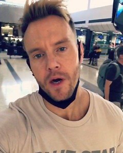 🛩 Pro-Trainer @robrichesfitness is Utah bound for the @fitcon expo this weekend! . 👋 He'll be around all weekend to say hi, and snap photos, so be sure to look out for him, sporting @bluestarnutraceuticals gear! . 📲 We'll be sharing more on both of our IG Stories and feeds throughout the weekend so be sure to check-in often to keep up with everything going on! . . . . #FitCon #FitConUtah #FitnessExpo #KeepTrainingHard #BetterByDesign | Blue Star Nutraceuticals