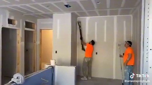 Time for a #flashbackfriday to Ivan, one of the fastest and most efficient tapers we've seen using our AMES Bazooka! #drywall #drywallfinisher #drywaller #drywallrepair #amestools #amestapingtools