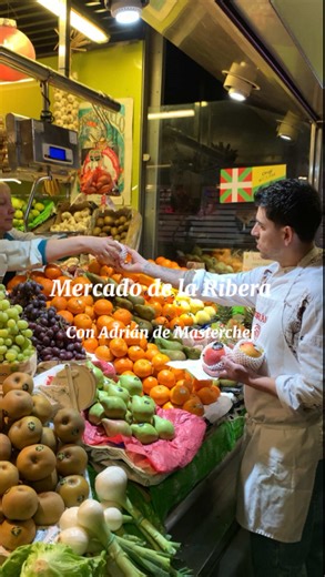 🅱️🥦MERCADOS MUNICIPALES DE BILBAO 🔈🧨 Los mercados municipales de @Bilbao [Udala-Ayto] son un tesoro que tiene que ser cuidado. Queremos darles un poco más de visibilidad con la ayuda del cocinero bilbaíno, exconcursante de MasterChef @Adrián , con el concejal del Área, @Álvaro Pérez Alonso , y la teniente de alcalde de Bilbao, @noraabete , han creado tres recetas tras adquirir los productos en los puestos. Me emparejaron con @Notodoesgula , y, aunque esté feo decirlo, preparamos unos platos 