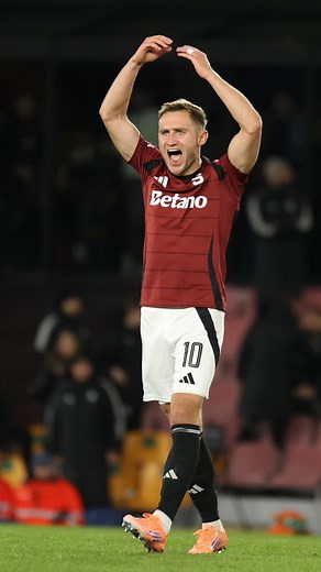 17K views · 869 reactions | ⭐️ SPARŤAN ZÁPASU | Vstřelil vyrovnávací branku, která nastartovala náš obrat  Nejlepším hráčem utkání proti Bohemce se stal 퐉퐚퐧 퐊퐮퐜퐡퐭퐚, který o pět procent porazil Angela Preciada  | AC Sparta Praha | Facebook