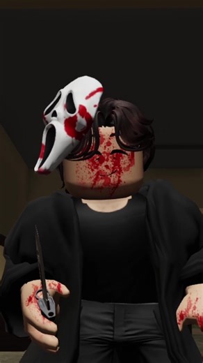dont trust anyone when theres a killer on the lose #roblox #robloxstory #fyp #ghostface #scream #robloxfyp
