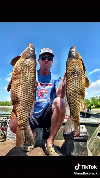 Nice day for some river killin..#mn #carp #bowfishing #fjb #ams #backwatermudmotors #fyp #minnesota