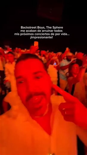 Musicales BAires 🇦🇷 on Instagram: "Musicales BAires Las Vegas News 🔺️ BACKSTREET BOYS SHOW 🔻 Los Backstreet Boys extienden su exitosa residencia «Into The Millennium» en The Sphere de Las Vegas a principios de 2026, tras agotar entradas en 2025. 🔸️ Este video muestra la impresionante tecnología visual utilizada en los conciertos de los Backstreet Boys en The Sphere: 🔸️ La residencia se caracteriza por un alto nivel de producción, aprovechando la tecnología avanzada de The Sphere para celeb