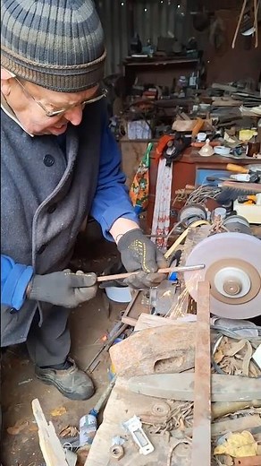 How to Prepare a Metal Rod for Thread Cutting with a Die #metalworking #machining #metalworking