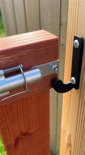 DIY Swinging Gate with a Push-Lock Mechanism Easy Steps for Quick Installation