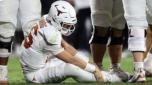 Texas' Arch Manning practices but still in concussion protocol