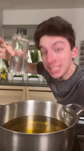 How To Deep Fry Water *DON'T TRY AT HOME*