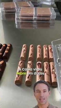 Ela faz chocolate com nozes e cranberry, e as pessoas compram como joia