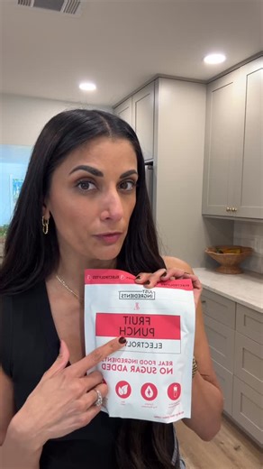 All Good With Aneesa on Instagram: "If you are looking for a better electrolyte, try @just.ingredients.shop They have so many great flavors and options to choose from! Use my code for $$ off your purchase: ALLGOODWITHANEESA . . #justingredients #electrolytes #betteroptions"