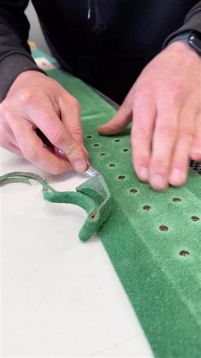 Skiving always the most satisfying to do and probably the most satisfying to watch 😍 . #Crossfit #weightlifting #powerlifting #modifit #custom #custombelt #handmade #ukmade #designedinwales #leather #leathercraft #squat #bench #deadlift #snatch #notjustanotherbelt #bodybuilding #ifbb #ifbbpro #athlete | Mobility Tools & ModiFit