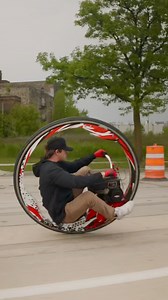 24K views · 357 reactions | Urban Rides ⚠️ Summer’s here, and it’s time to hit the road and create some epic content!  Make sure to subscribe to my YouTube channel—long-form videos are on the way! I’ll be answering your questions about monowheels and showcasing some wild builds you won’t want to miss. DM me if you’re interested in collaborating! #motorcycle #technology #wheelie #bikelife #monowheel #biker | Hunter Howell | Facebook