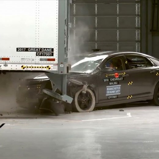 Chevrolet Malibu crash test rating