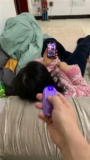 Tricky Wife Hehehehehehehe good things bought on Douyin mobile phone remote control a true portr