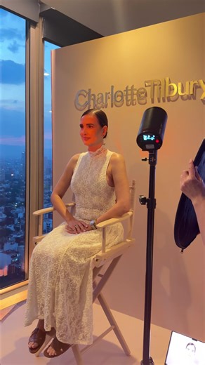 Look romántico 🤍 para un evento de Charlotte Tilbury ¿Qué opinan, les gusta? #look #tiktokfashion #fashiontiktok #style
