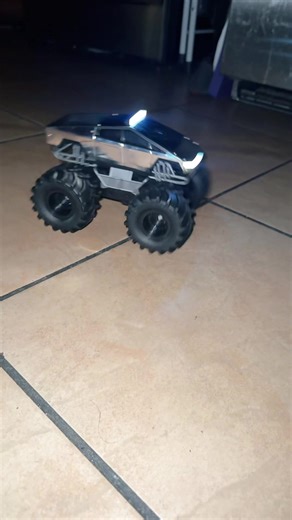 Crespo mini (@crespomini)’s videos with GTA - PHONKA TRUCK & broke.