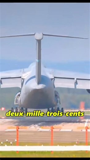 118K views · 2.5K reactions | ✈️ Découvrez le plus grand avion militaire du Monde… un véritable monstre des airs. #C5Galaxy #avionmilitaire #puissance | MIHEN MONDE | Facebook