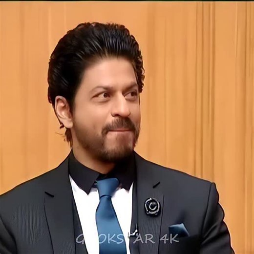 SRK’s Hilarious Confession: “I’m Still Naughty!” | The Iconic Amitabh vs Dharmendra Haircut Story 🤣 Here is the perfect description to boost your video's reach. I have included high-volume keywords naturally. Description: Watch the King of Bollywood, Shah Rukh Khan, at his candid best in this hilarious throwback interview! 😂 In this video, SRK opens up about his mischievous "naughty" nature and how his children, Aryan and Suhana, often tell him to "grow up." His witty reply to them proves why 