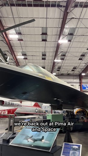 Checking out the Blackbird at Pima Air and Space Museum and how it could stay at Mach 3 for so long. #blackbird #sr71 #pimaairandspacemuseum #boneyardsafari #aviationsafari