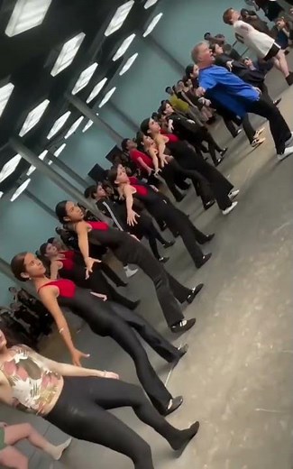 Easy Zombie Dance Tutorial for Beginners