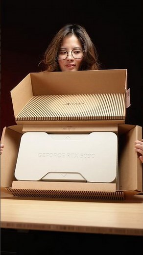 NVIDIA RTX 5090 Founder Edition Unboxing